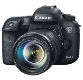 دوربین-دیجیتال-کانن-Canon-EOS-7D-Mark-II-with-18-135mm-IS-STM